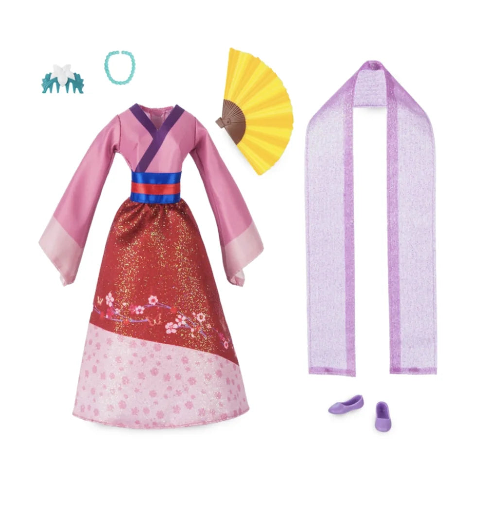 Mulan Classic Doll Accessory Pack M582