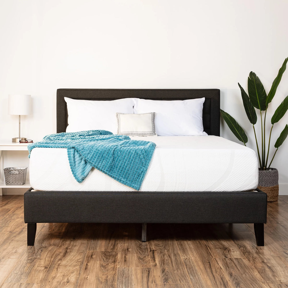 12in Full Size Medium-Firm Memory Foam Mattress V411